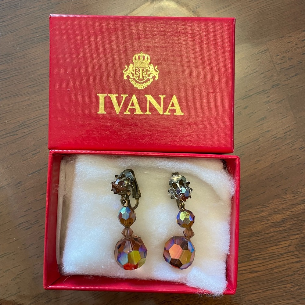 Vintage clip on earrings